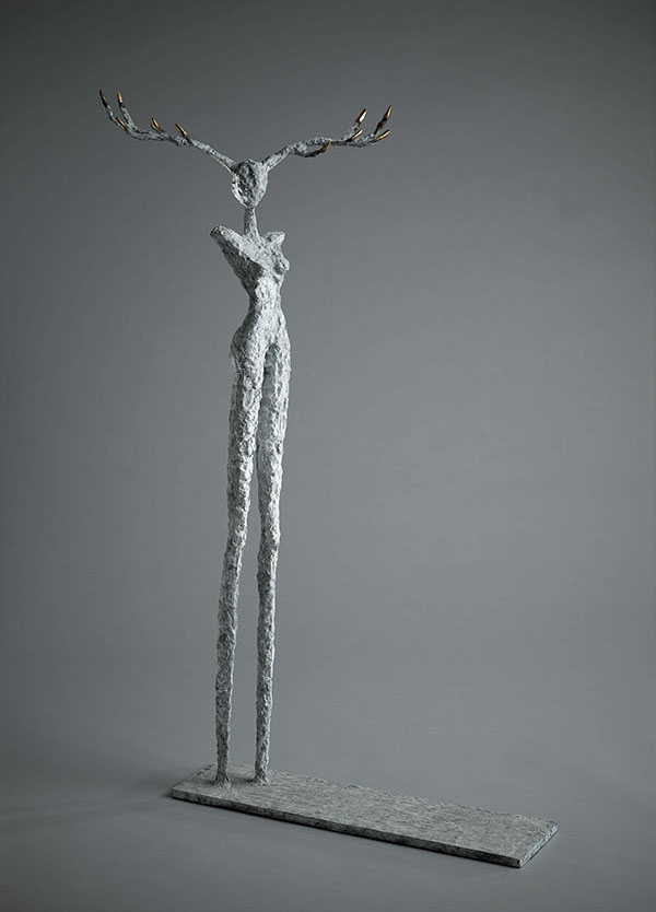 She Stag 82x54x15cms